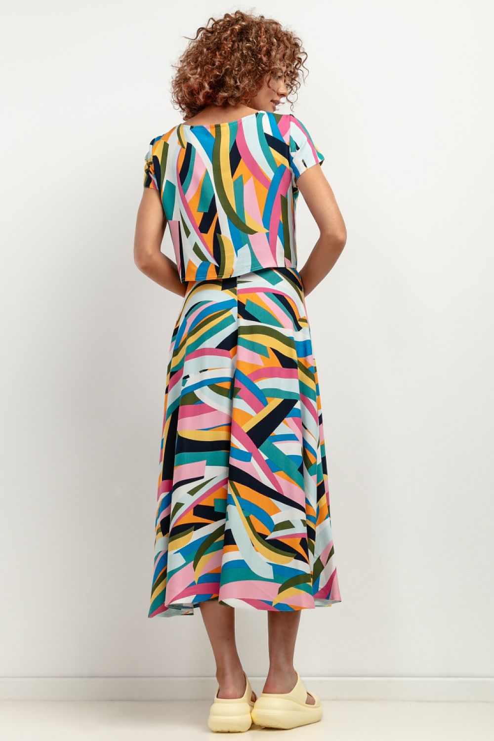 Skirt model 198531 Tessita