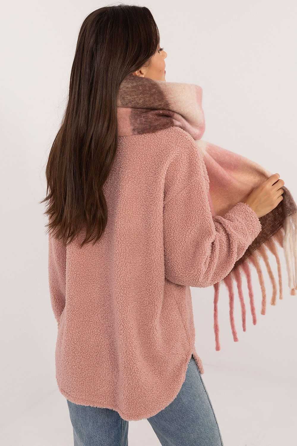 Shawl model 203177 AT 203177_1172600 96 kr AT Fashion Nordic