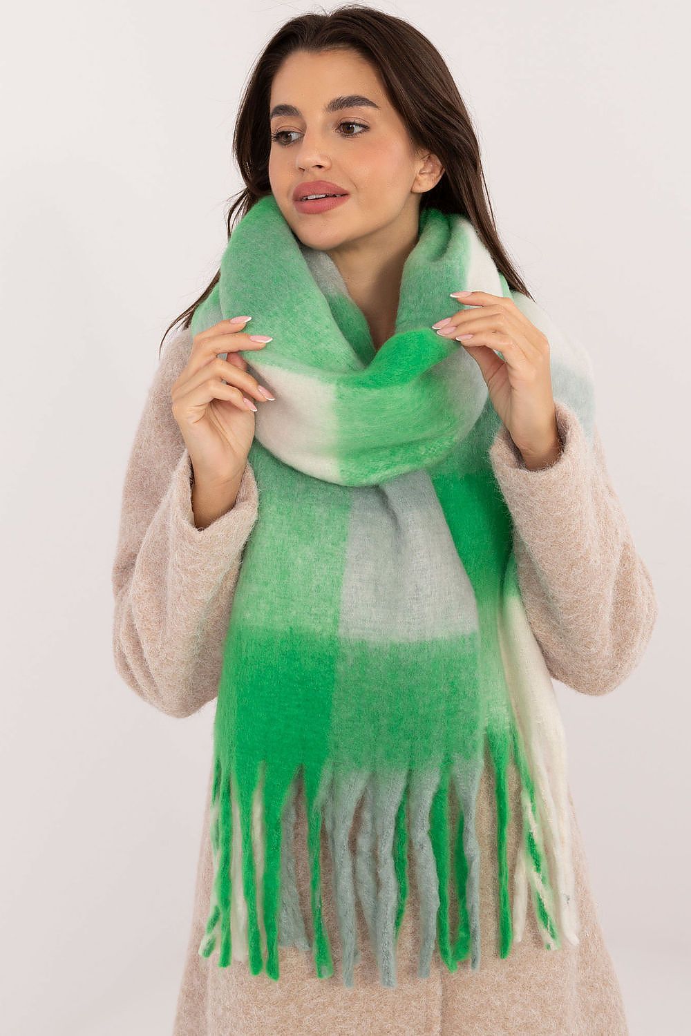 Shawl model 203177 AT 203177_1172600 96 Fashion & Accessories Fashion Nordic