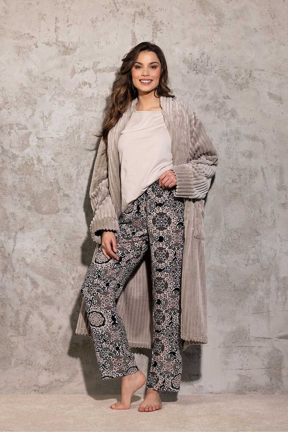 Bathrobe model 205981 Momenti Per Me 205981_1187421 579 kr Unfortunately the item is out of stock, but... Momenti Per Me Fashion Nordic
