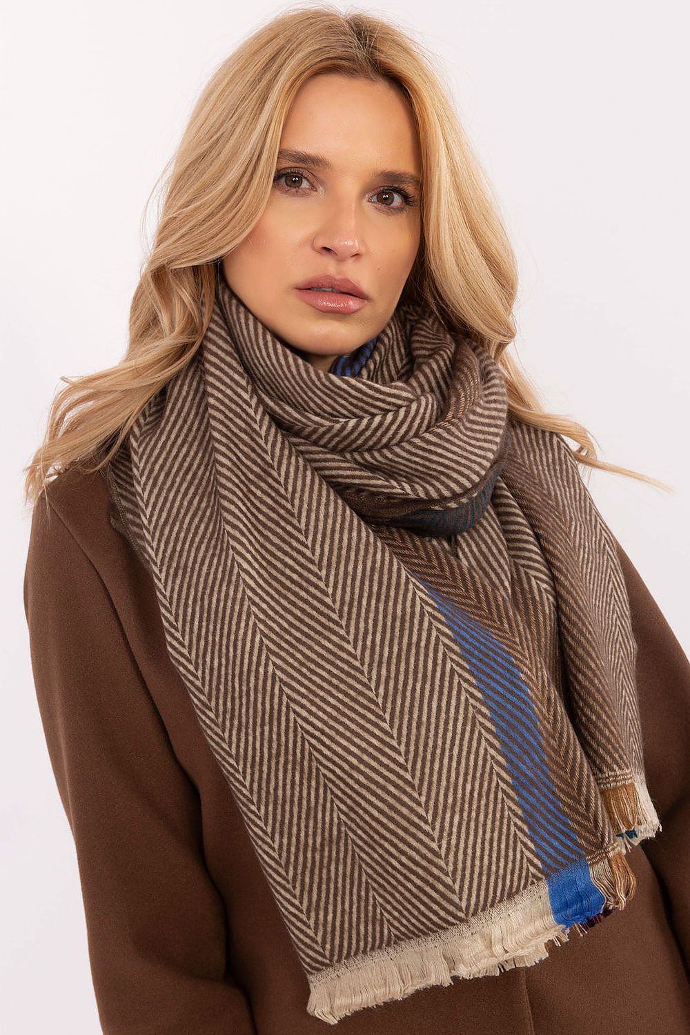 Shawl model 206037 AT 206037_1187724 96 Fashion & Accessories Fashion Nordic