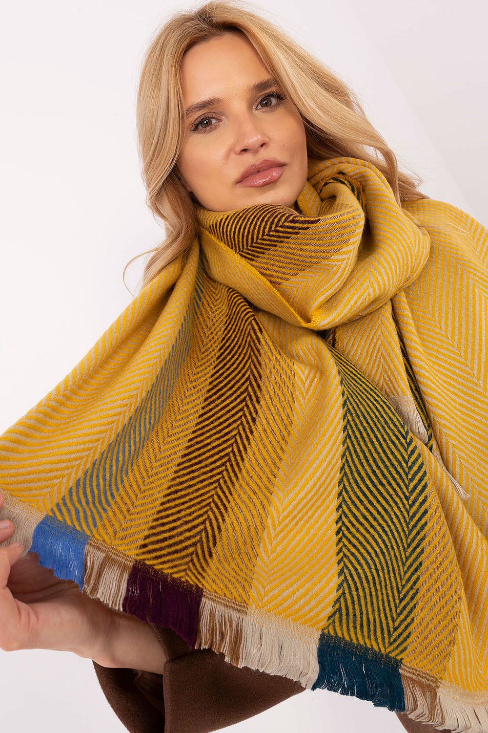 Shawl model 206037 AT 206037_1187724 96 Fashion & Accessories Fashion Nordic