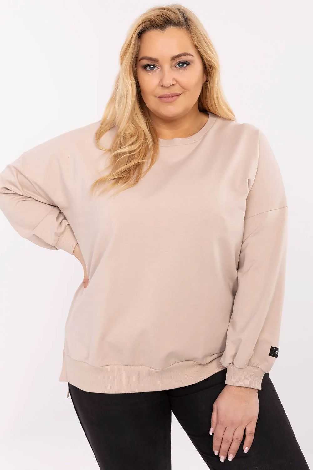 Plus size sweatshirt model 211730 Relevance 211730_1214583 218 kr Women’s Sweatshirts Relevance Fashion Nordic