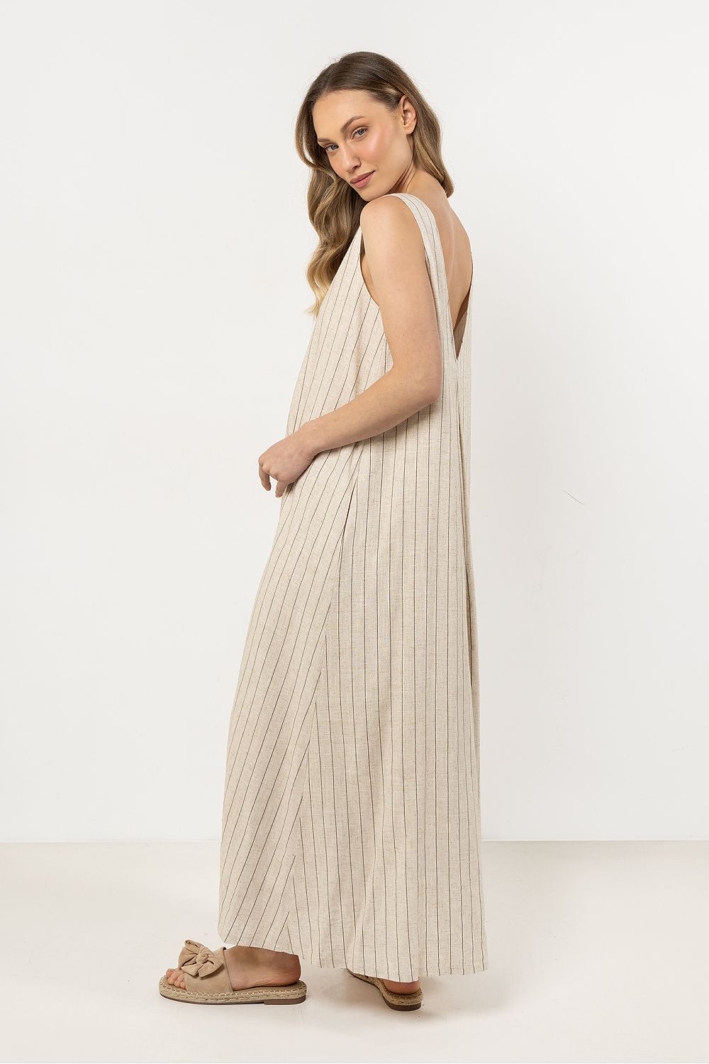 Daydress model 212181 awama 212181_1216779 768 Fashion Nordic