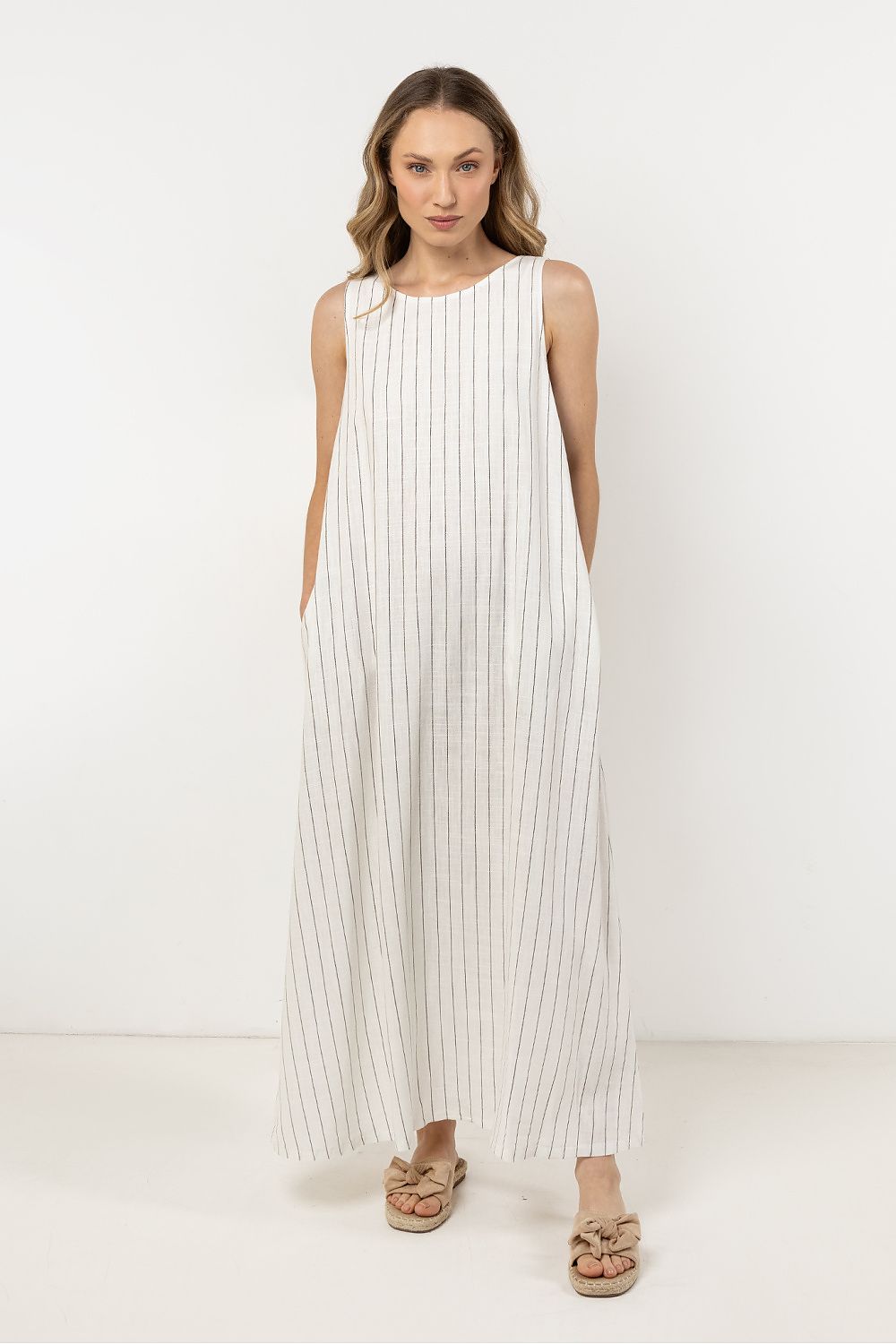 Daydress model 212181 awama 212181_1216779 768 Fashion Nordic