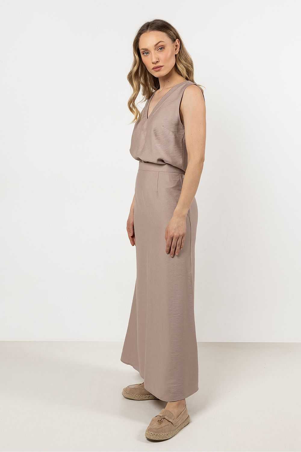 Long skirt model 212207 awama 212207_1216879 434 kr Short Skirt and Top Sets awama Fashion Nordic