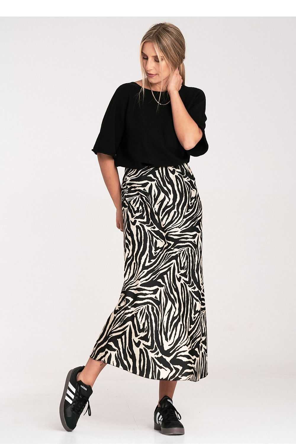 Skirt model 214935 Figl 214935_1229112 470 kr Short Skirt and Top Sets Figl Fashion Nordic