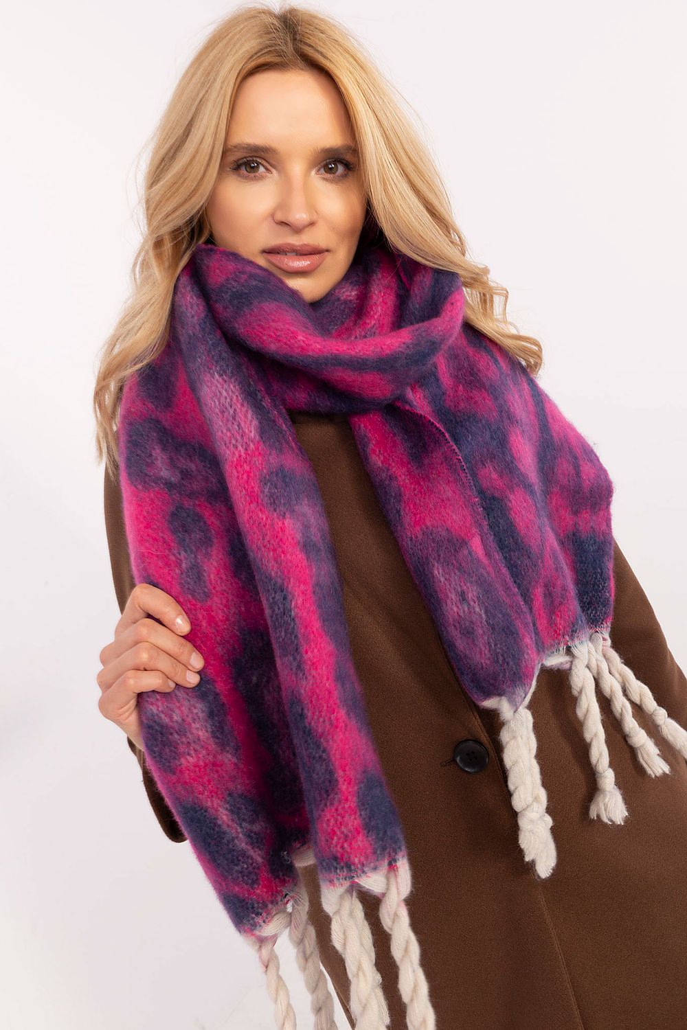 Shawl model 205960 AT 205960_1187366 111 Fashion & Accessories Fashion Nordic