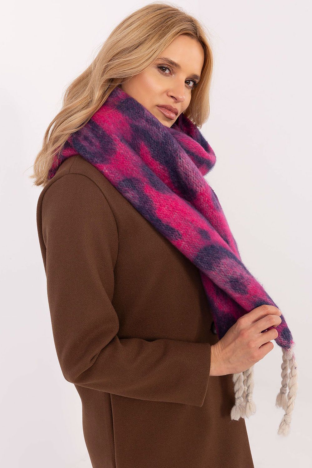 Shawl model 205960 AT 205960_1187366 111 Fashion & Accessories Fashion Nordic