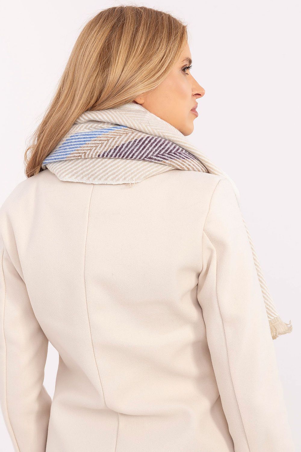 Shawl model 206037 AT 206037_1187724 96 Fashion & Accessories Fashion Nordic